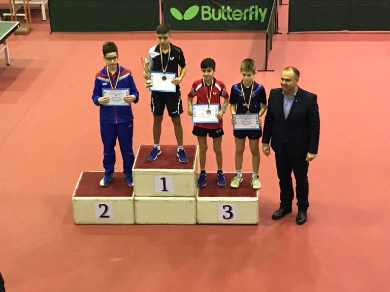 Jucătorii de tenis de masă de la CSM Mediaș, la un concurs internațional