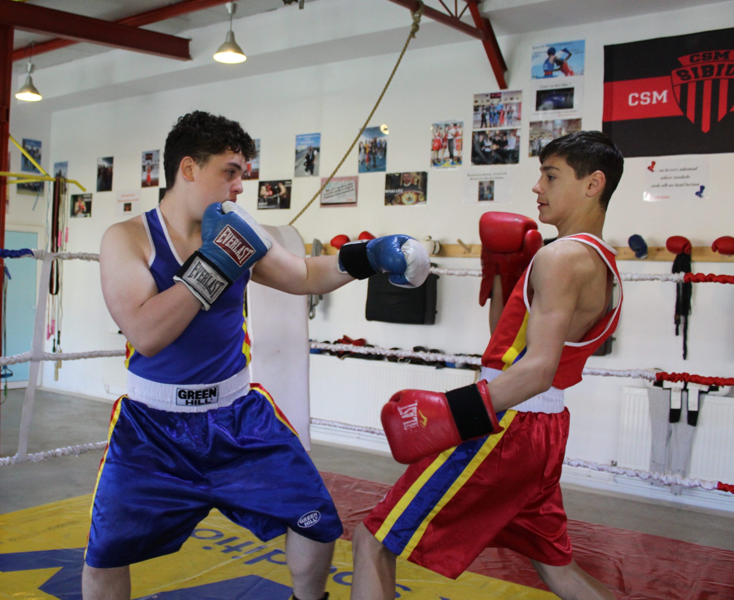 Medalii pentru pugiliștii de la CSM Sibiu