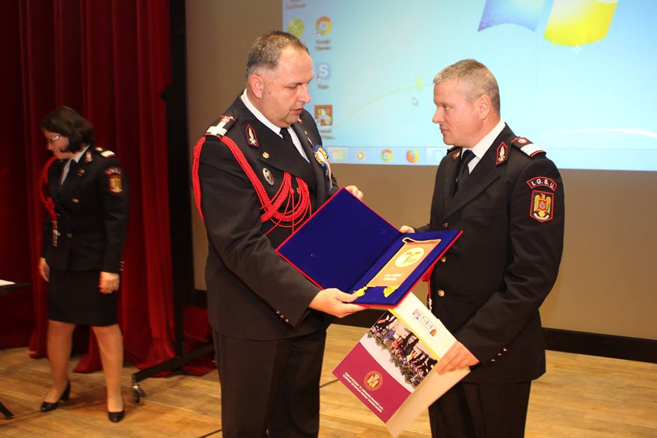 FOTO – Ziua pompierilor sibieni, marcată la Sala Thalia