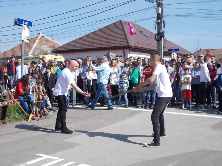 Medieșenii, așteptați la jocul țuru în prima zi de Paști