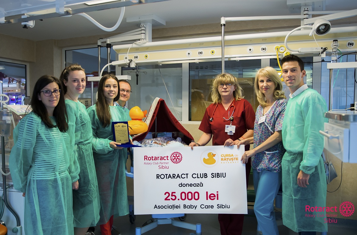 Rotaract Club Sibiu a donat suma de 25.000 lei Secției de Prematuri a Spitalului Clinic Județean Sibiu