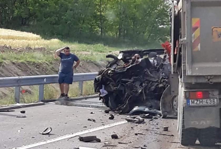 FOTO – 7 români au murit într-un accident în Ungaria