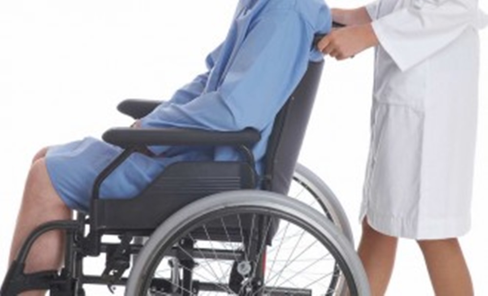 Instruire a asistenților personali ai persoanelor cu handicap grav