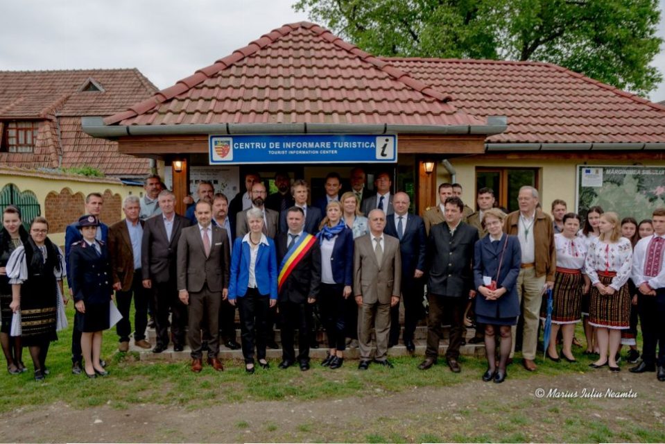 Ziua Europei și Centenarul României au fost sărbătorite cu mare fast la Rășinari