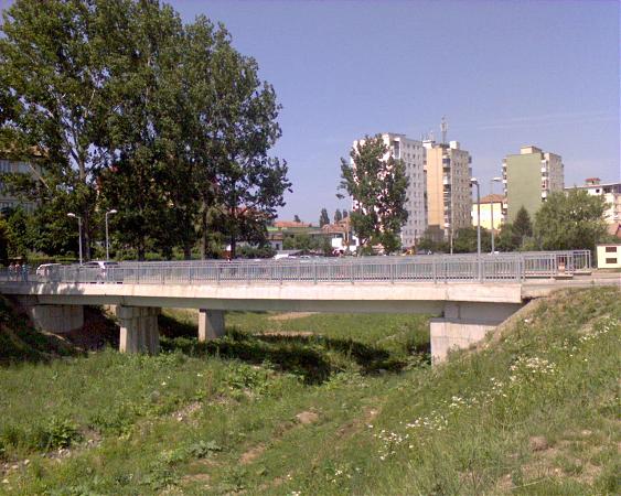 132 de mii de lei pentu decolmatarea cursurilor de apa din oras