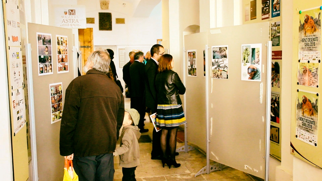 Atelier dedicat copiilor cu deficiente de auz la Festivalui International de Benzi Desenate