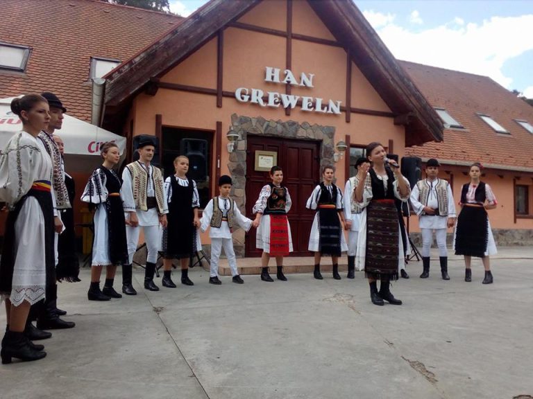 FOTO – Ziua Universală a Iei a adunat sute de medieșeni la Hanul Greweln