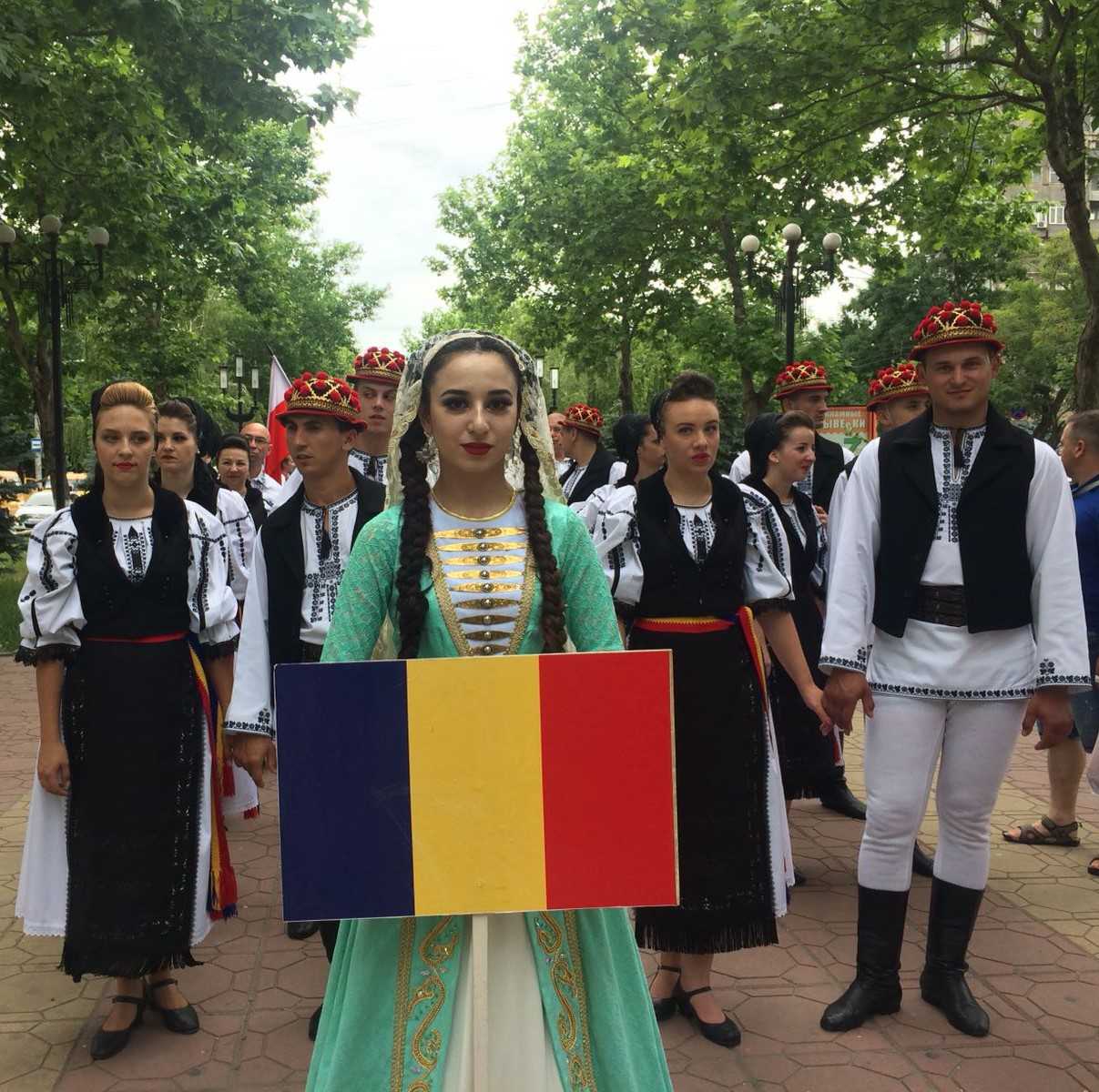 FOTO – Ansamblul Folcloric al Casei de Cultură a Studenților Sibiu, în Rusia