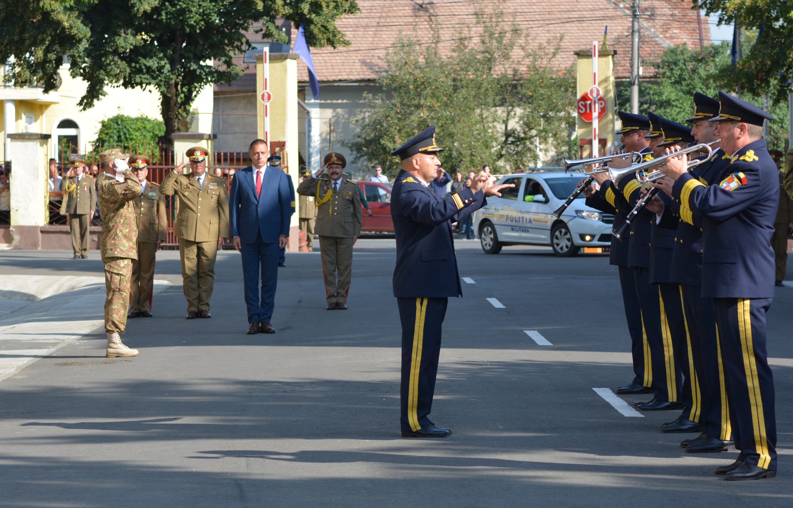 238 de absolvenți ai AFT au primit statutul de ofițer
