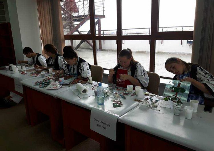 260 de elevi din cinci ţări vin la Olimpiada “Meşteşuguri artistice tradiţionale”, de la Muzeul ASTRA