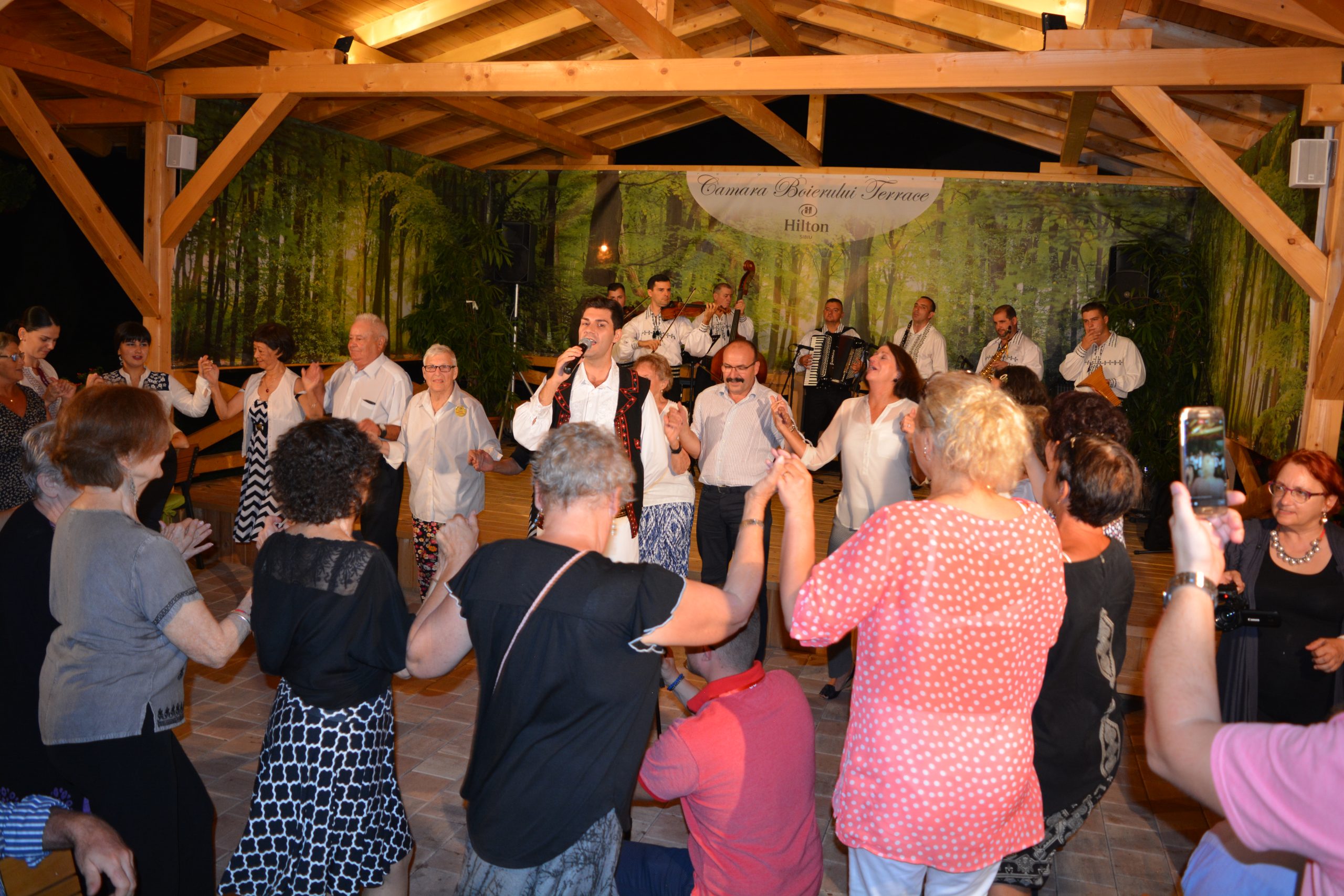 Trei zile cu bucate tradiționale din România, Polonia și Japonia, la Festivalul „Cântecele Munților”