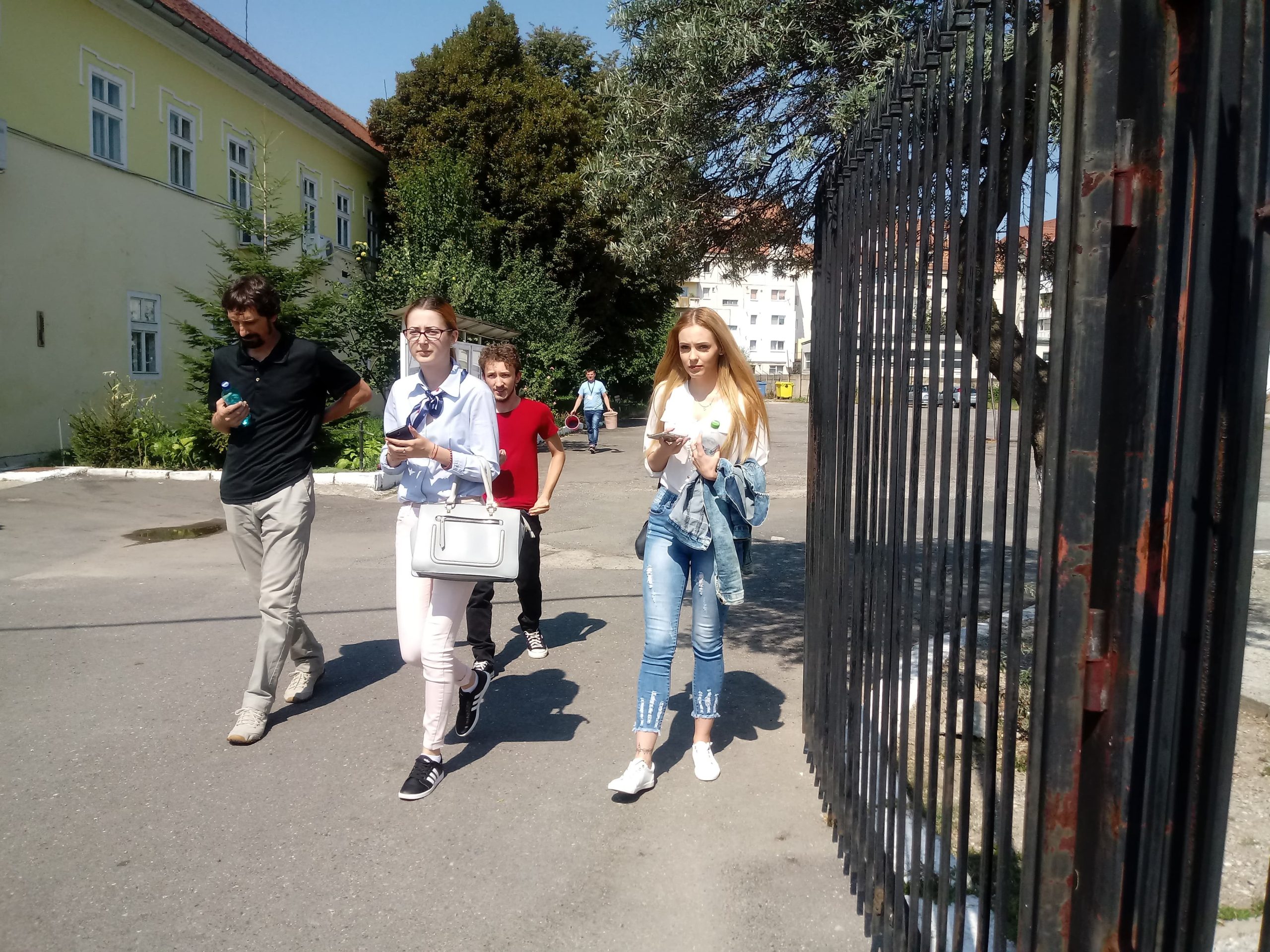 BAC-ul de toamnă a debutat fără probleme, la Sibiu. 92 de absenţi la Română