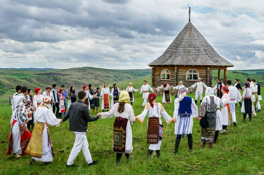 ÎPS Laurenţiu, la ITO: Aceşti tineri vor duce mai departe unitatea. VIDEO