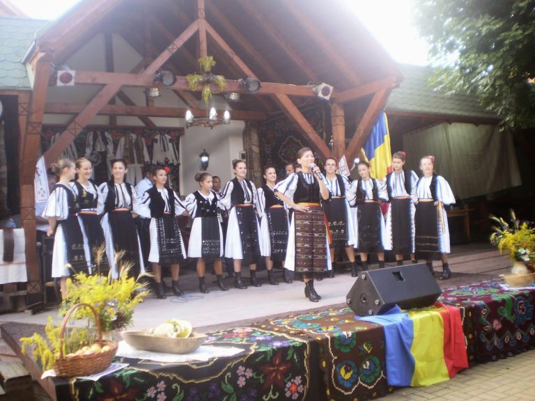 Diana Maria Crețu, la Festivalul Național „Strugurele de Aur”