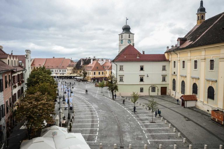 Restricții și pentru pietoni, în Sibiu, în perioada Summit-ului din 9 mai. Se circulă doar cu buletinul