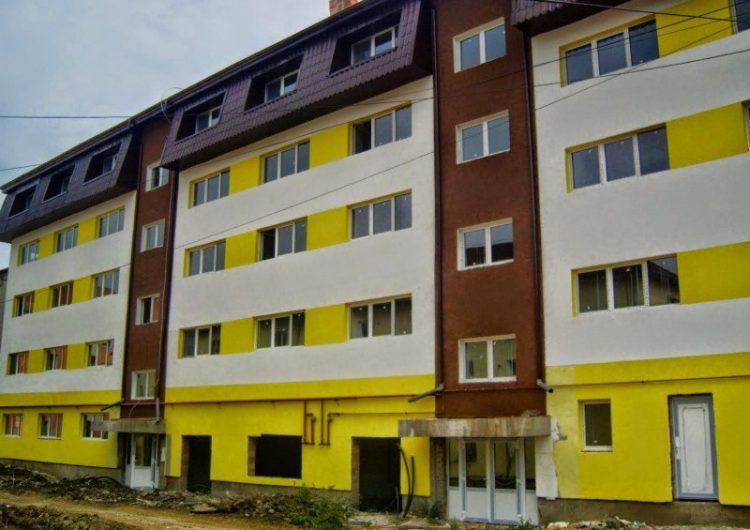 Primăria vrea să construiască două blocuri de locuințe sociale