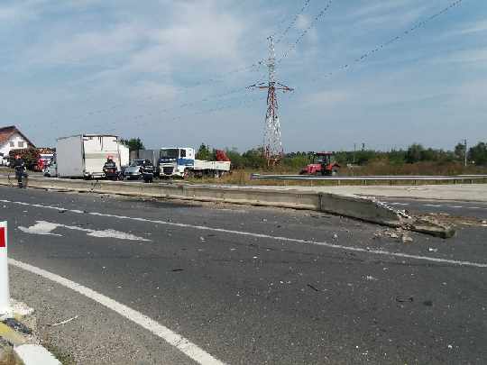 FOTO: Accident grav pe DN1, la Săliște! Un copil a fost rănit