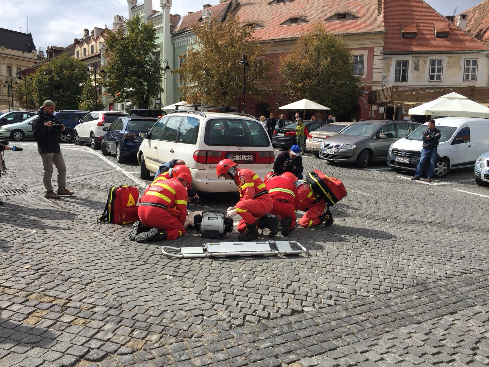 VIDEO. O mașină capcană face victime în centrul Sibiului