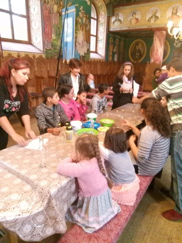 Atelier de creație la Biserica din Bârghiș