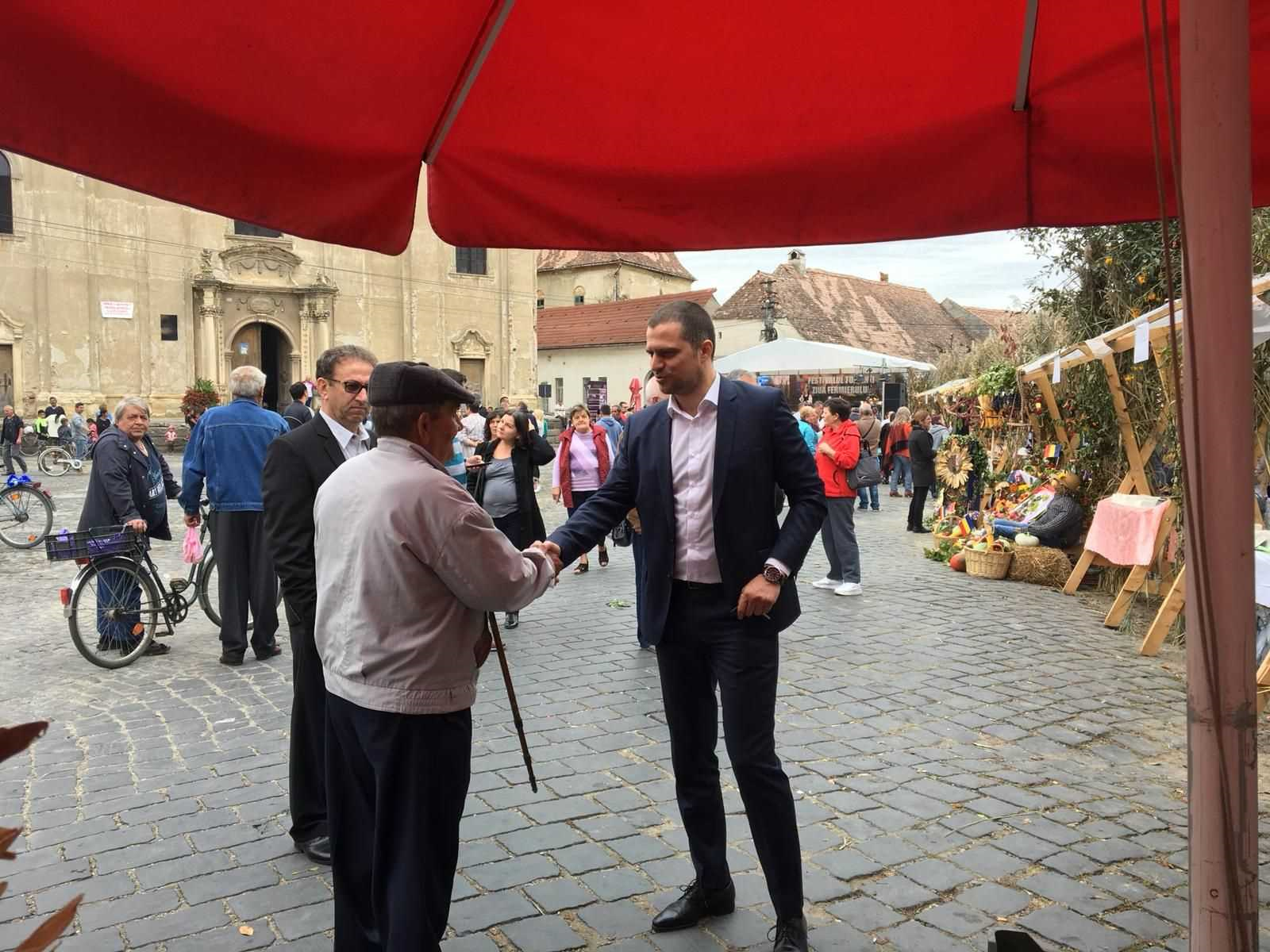 Bogdan Trif la Festivalul Toamnei de la Dumbrăveni: “Este vital să mergeți la Referendum”