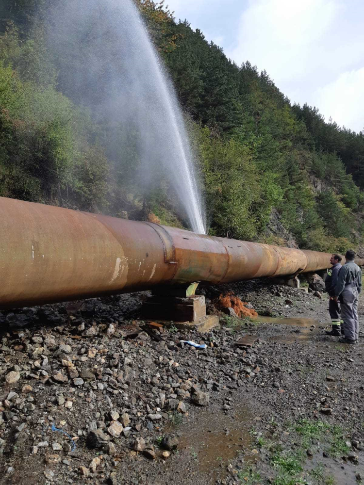 Intervenție de urgență la rețeaua de apă a Șelimbărului