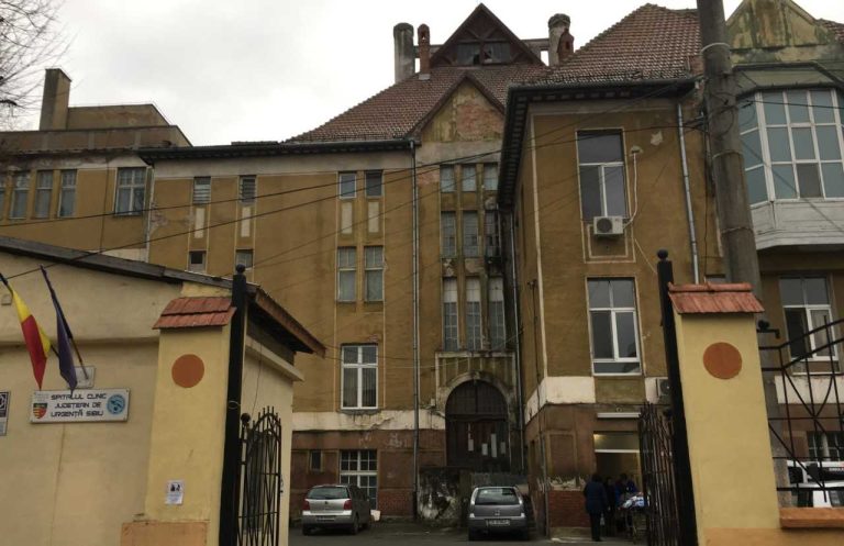 Clinica de Neurologie a mai pierdut un an fără reabilitare. Contractul cu Construcții SA, reziliat, urmează o nouă licitație