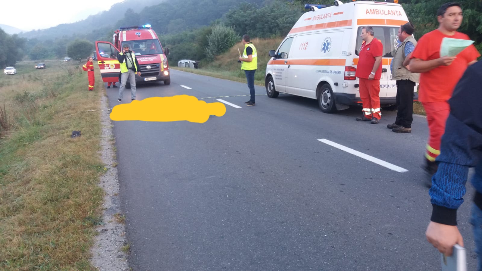 FOTO – Fără permis, un tânăr și-a pierdut viața după ce s-a răsturnat cu mașina