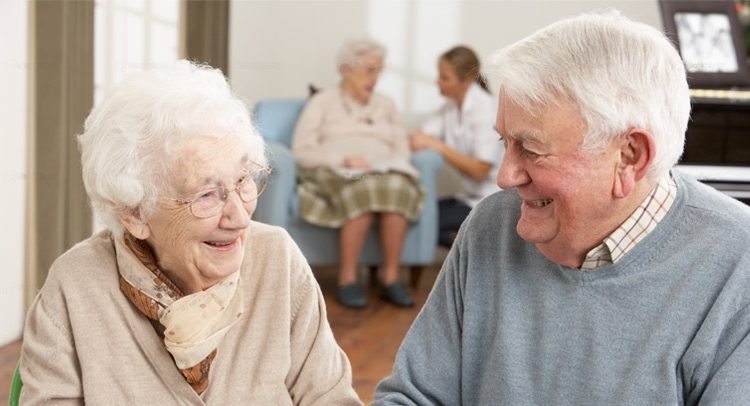 Adrian Streinu Cercel vrea ca vârstnicii să fie scoși din familiile lor și izolați timp de trei luni. Ce spune Guvernul