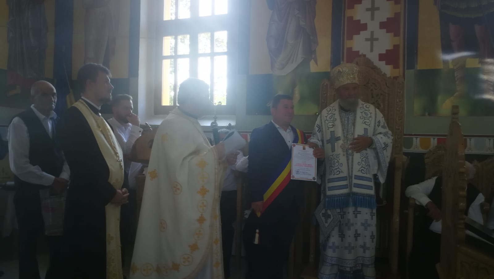 Resfințirea Bisericii „Schimbarea la Față” din Țeline a unit întreaga comunitate din comuna Brădeni