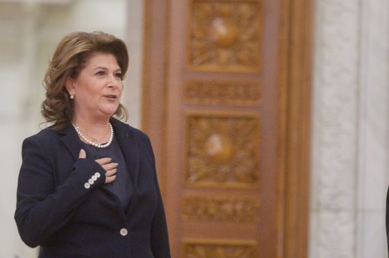 Rovana Plumb, ministru interimar al Educației
