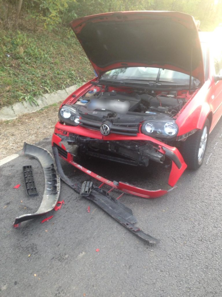 FOTO – Accident rutier pe DN 14. O femeie a fost rănită