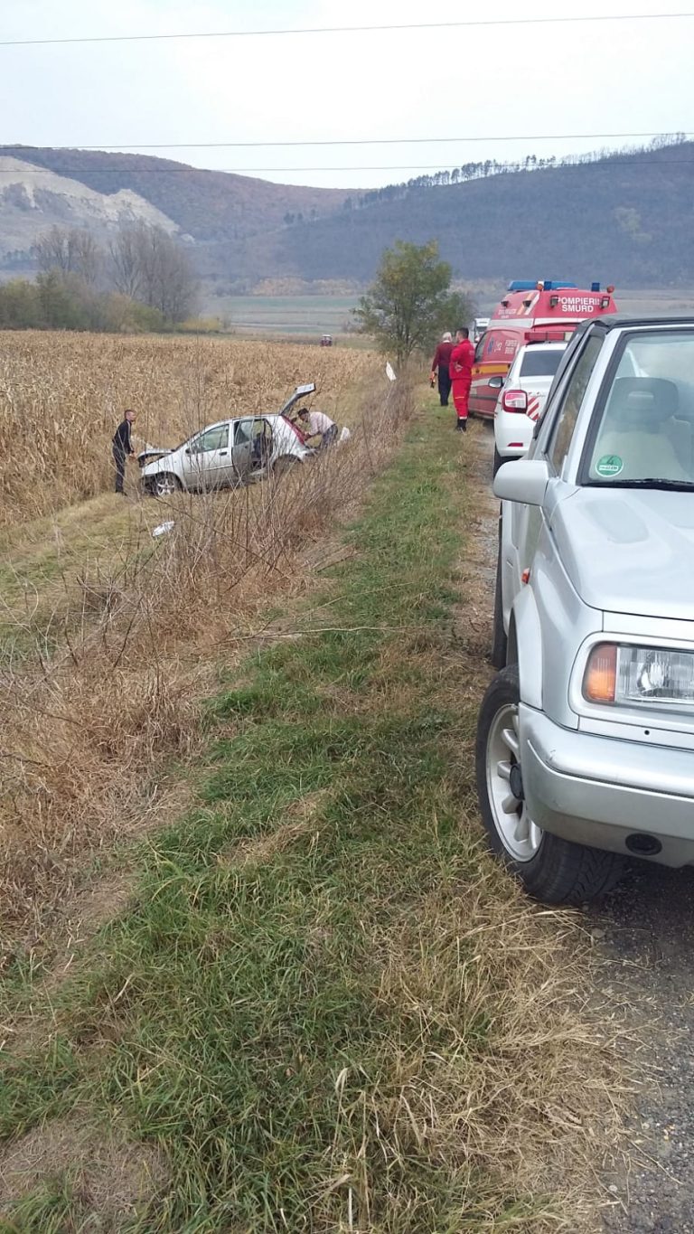 Femeie rănită într-un accident rutier pe DN 14B