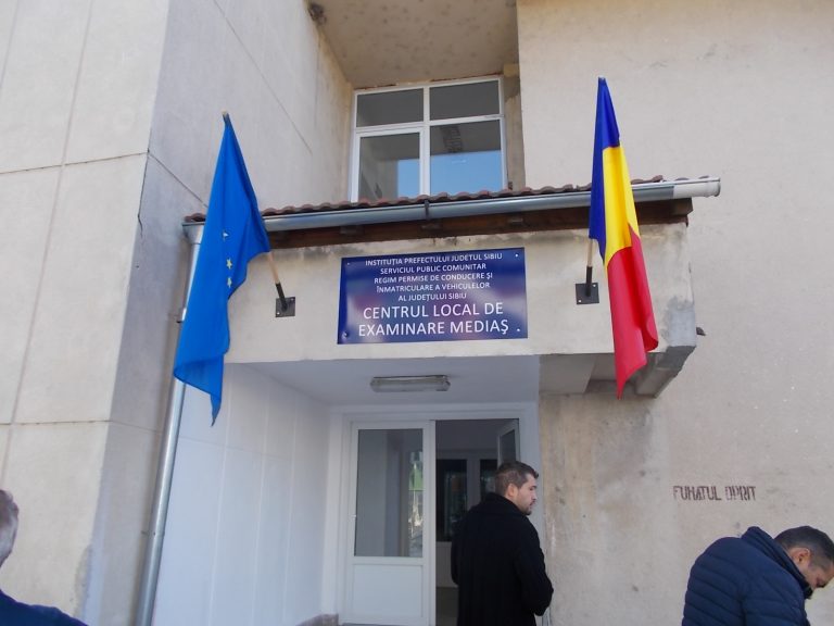 FOTO – Centrul Local pentru Permise Auto de la Mediaș a fost inaugurat miercuri