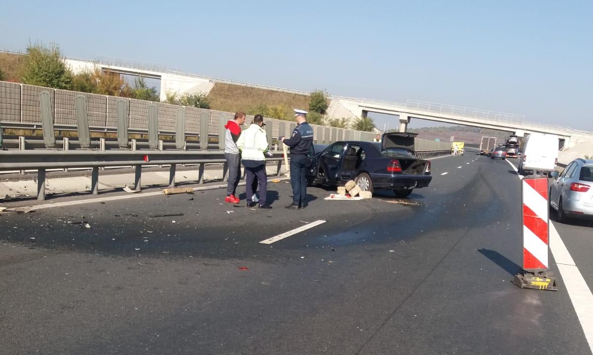 Accident pe autostradă, traficul rutier a fost blocat