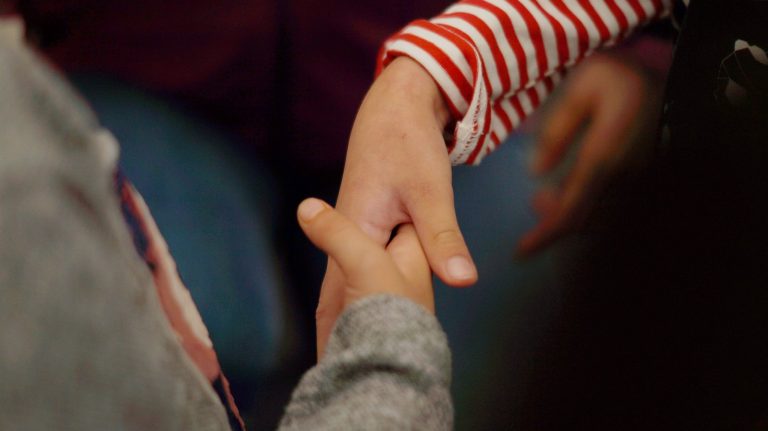Asociaţia De Poveste caută voluntari