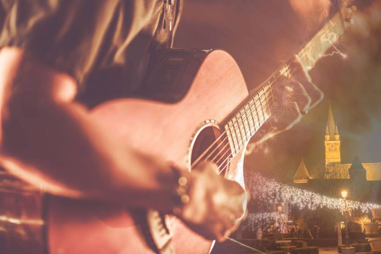 Mediașul devine „capitala” folk-ului: Concurs și recitaluri de excepție la „Mediaș-Cetate Seculară”