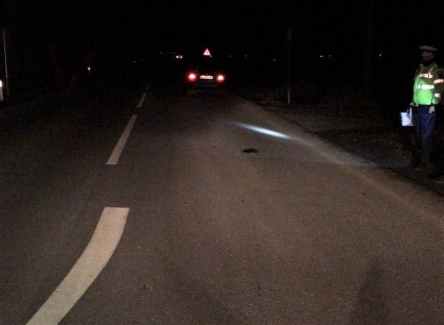 Bărbat accidentat grav pe DN 14