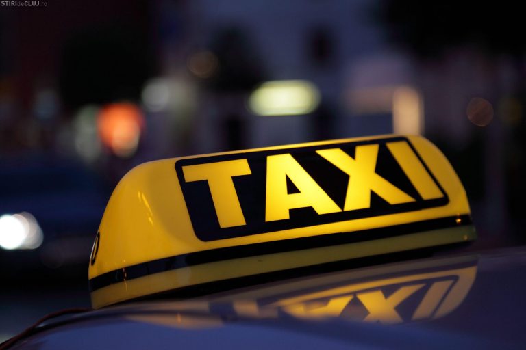 Taximetrist prins bine „afumat” la volan