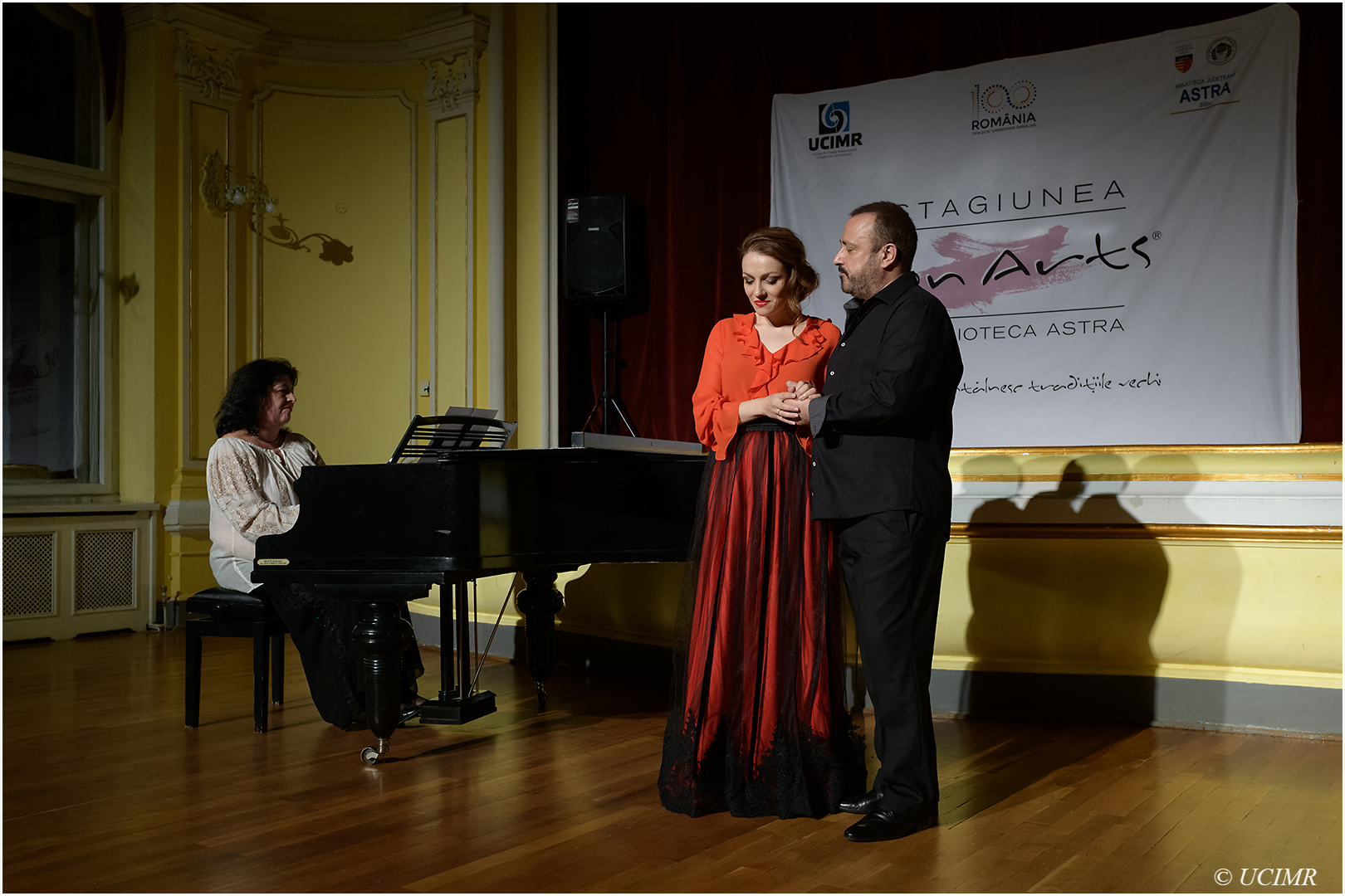 Lied românesc și cântece folclorice  într-un recital de excepție marca Icon Arts @ Biblioteca Astra