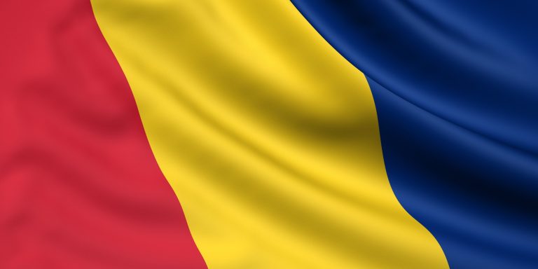 Sute de steaguri de Ziua Națională, în Mediaș