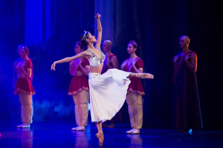 Teatrul de Balet Sibiu duce dansul la Făgăraș