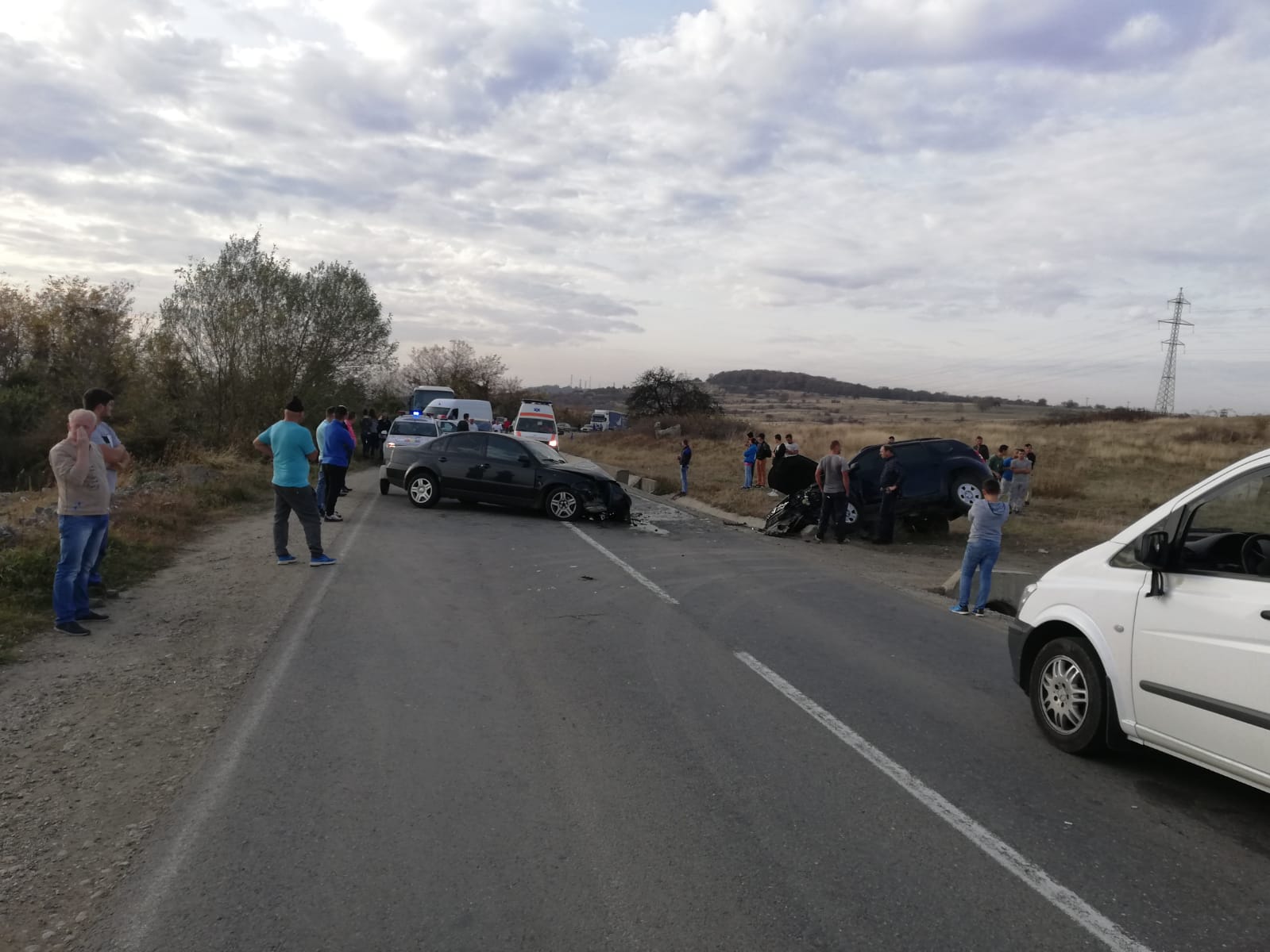FOTO: Accident pe drumul spre Agnita, trafic îngreunat în zonă