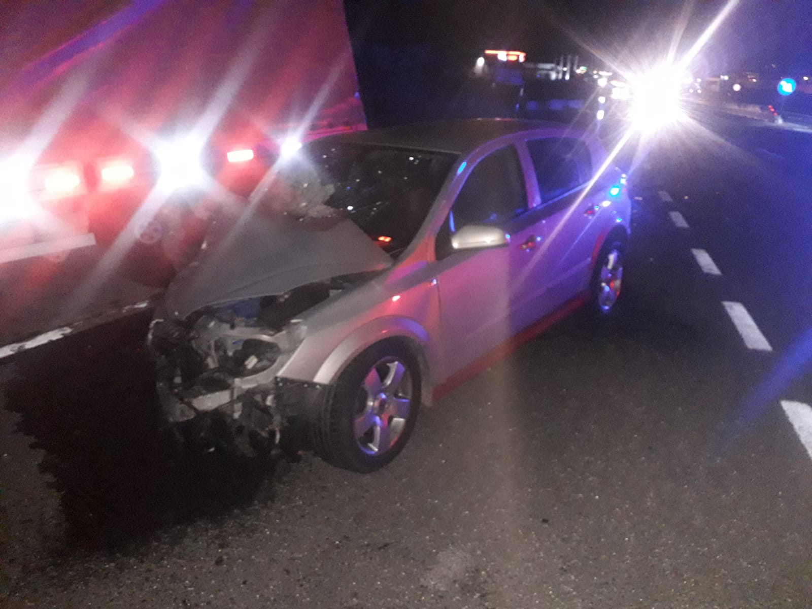 FOTO: Accident grav pe DN1, la Șelimbăr. Doi oameni au fost răniți