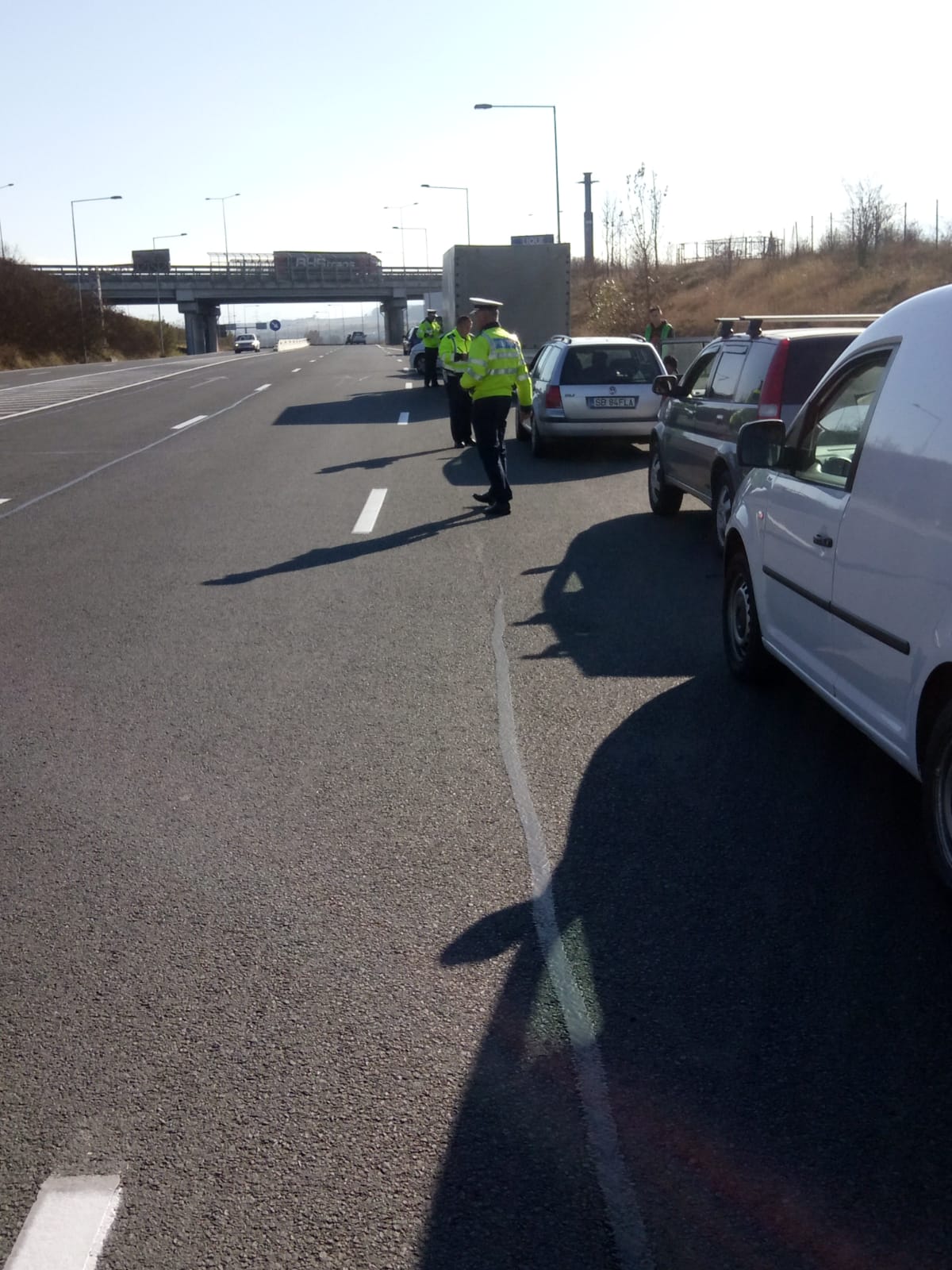 Șoferi și pasageri amendați de polițiști pentru că nu purtau centura de siguranță