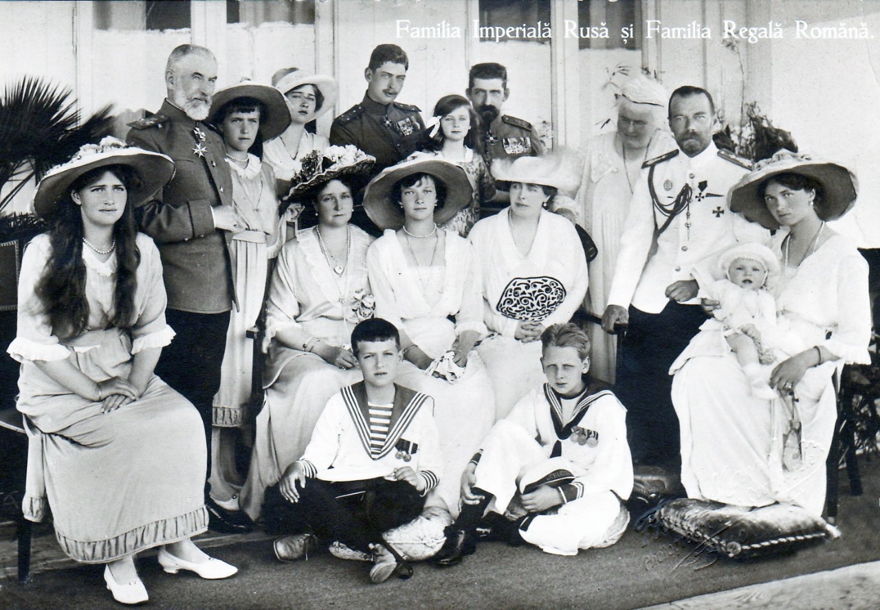 Romanovii într-o expoziție de fotoragrafie la UAP