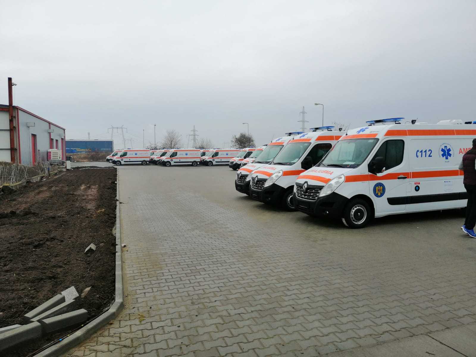 7 ambulanțe vor ajunge la Sibiu. Până în iunie 2019 vor ajunge, în total, 21 de ambulanțe