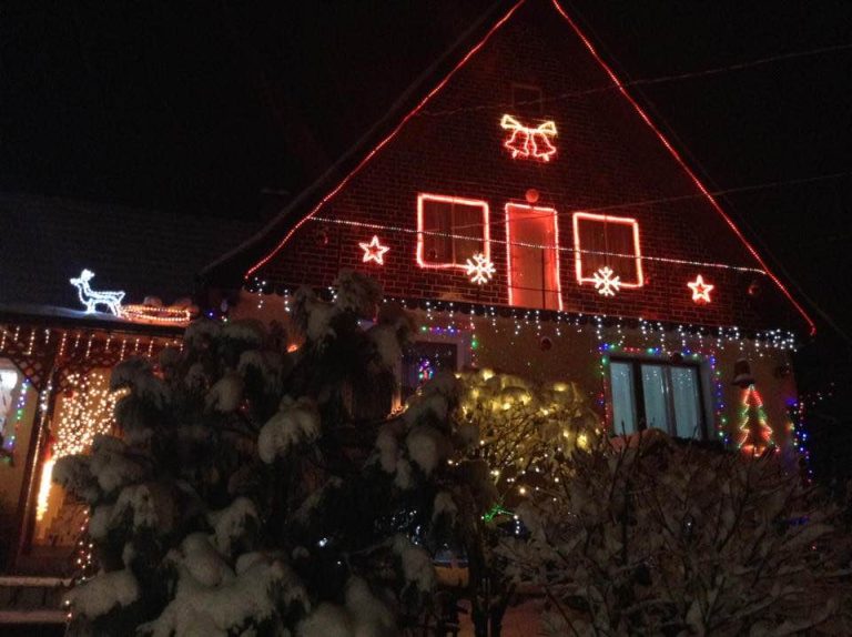 FOTO și VIDEO – Casa lui Moș Crăciun este împodobită în fiecare an în județul Sibiu