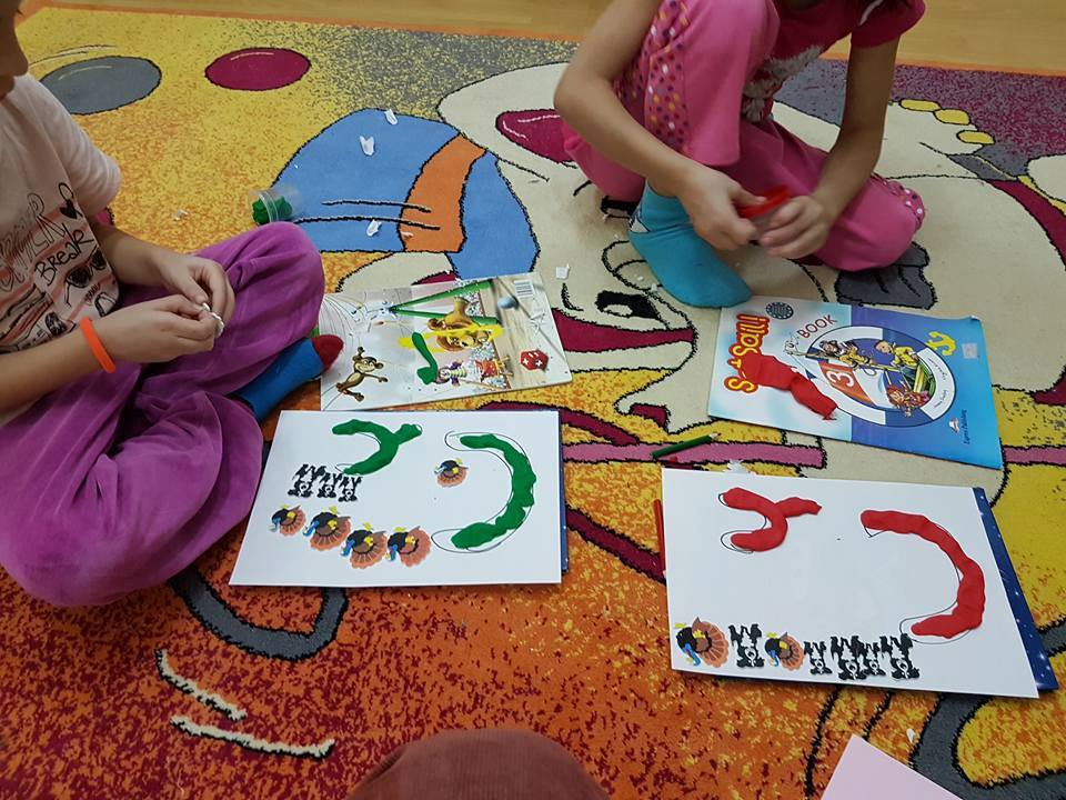 Târg caritabil de Crăciun la Cisnădie, pentru copiii din centrele de plasament