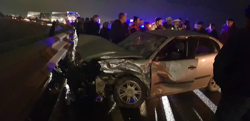Șoferul care aseară a produs un accident rutier și a fugit a fost prins de polițiști