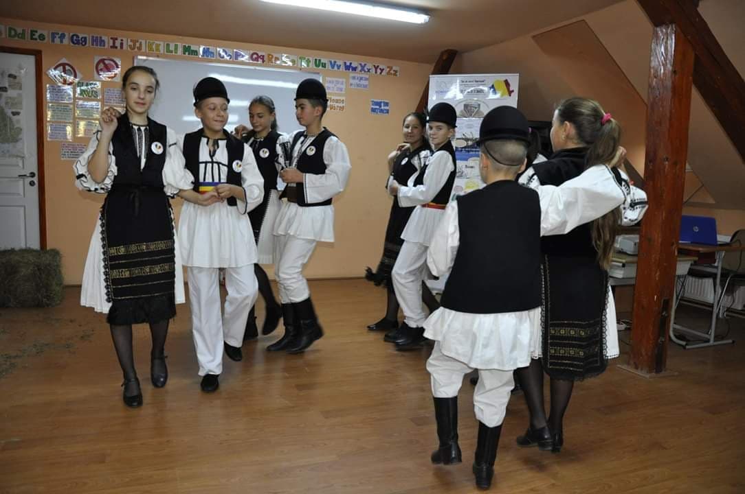 Poftiți la șezătoare în Rășinari